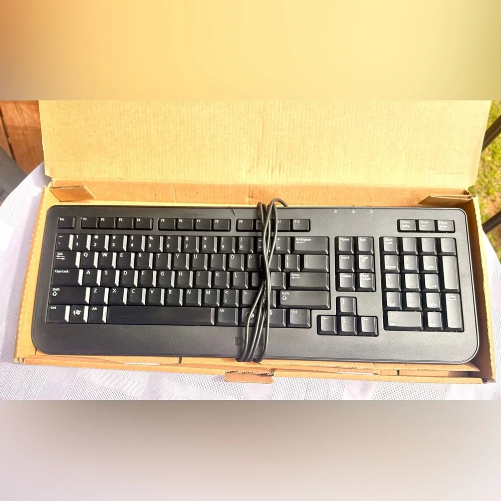 Dell USB Keyboard KB2521 w/Box TESTED Works